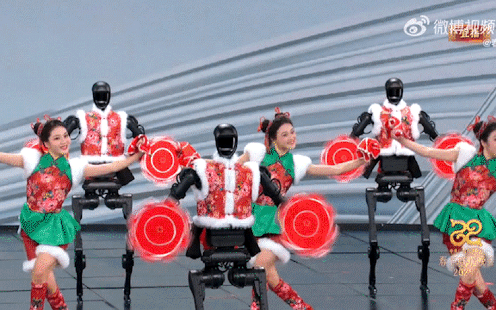 Màn đồng diễn robot gây sốt của Trung Quốc tốn bao nhiêu, do ai nhào nặn? - 1