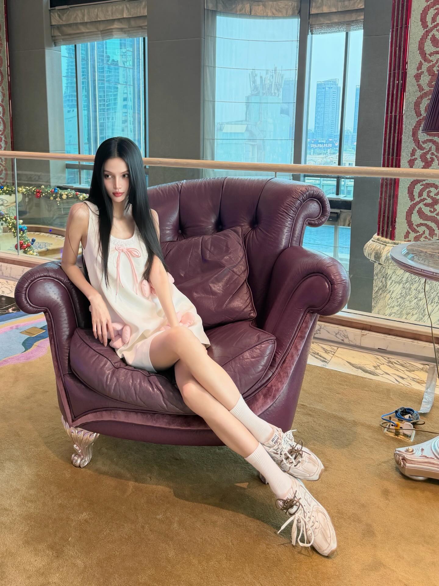 Mẫu Việt nặng 35kg tự tin khoe eo mỏng dính, thẳng thắn đáp trả khi bị nói “trông sợ”- Ảnh 8.