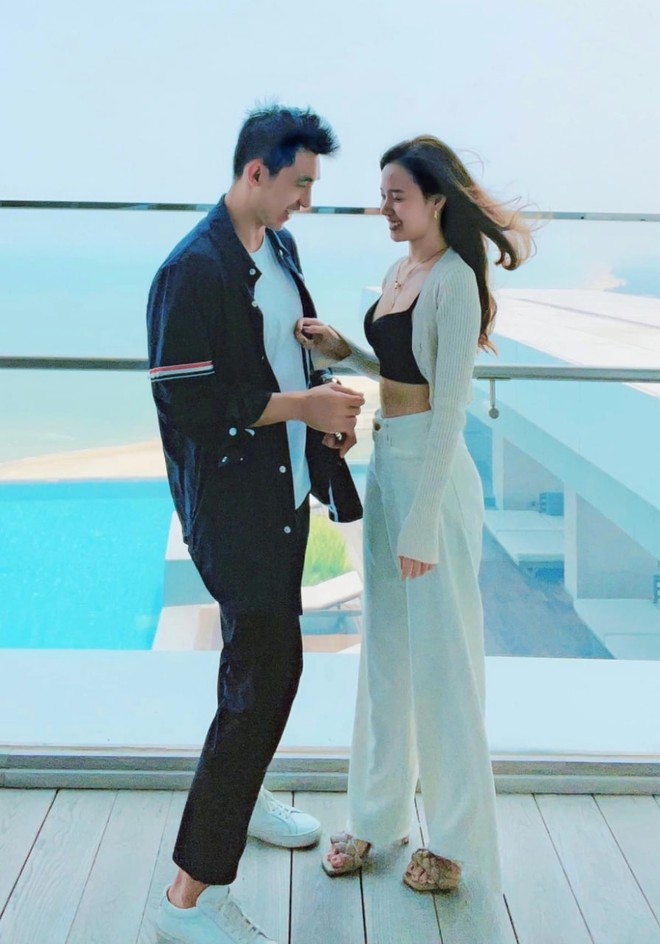 Midu nhận làm thư ký, nhường mọi sự chú ý cho chồng- Ảnh 9.