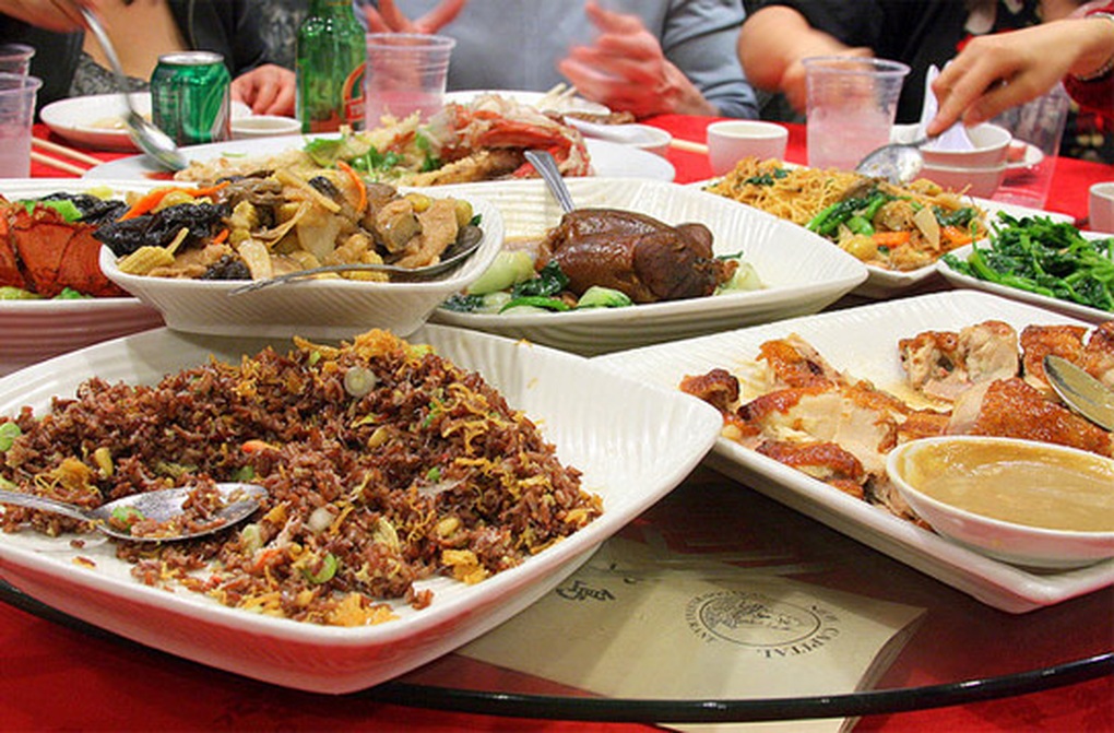 “Món lạ” trong mâm tất niên khiến người đàn ông cầu cứu bác sĩ - 1