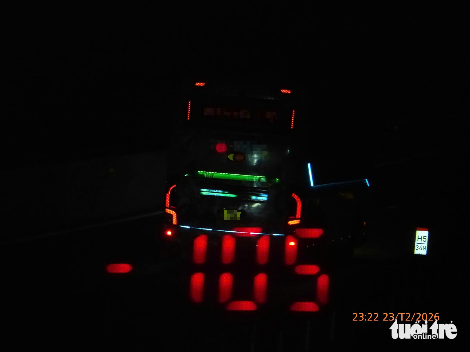 Một ngày, 45 xe khách, ô tô vi phạm tốc độ trên cao tốc từ TP.HCM đến Khánh Hòa - Ảnh 1.