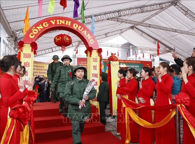 nhập ngũ - Ảnh 1.