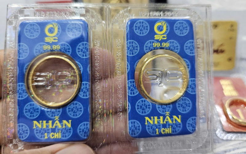 Mua vàng nhẫn 2 chỉ về lì xì bố mẹ, tôi chợt thấm thía 1 điều- Ảnh 1.