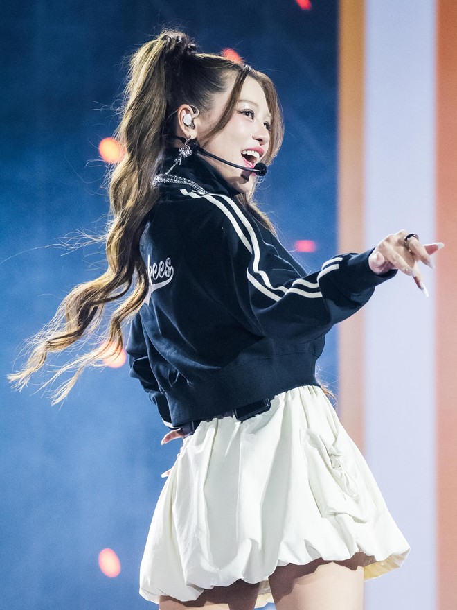 Mỹ nhân ở nhà là nữ thần Vpop đẹp chấp 10 Hoa hậu, sang Hàn bắt chước thần tượng lại thành mẹ idol- Ảnh 5.