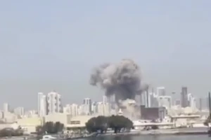 Căn cứ hải quân Mỹ ở Bahrain bị tấn công; Tên lửa Iran bị Patriot đánh chặn ở Qatar