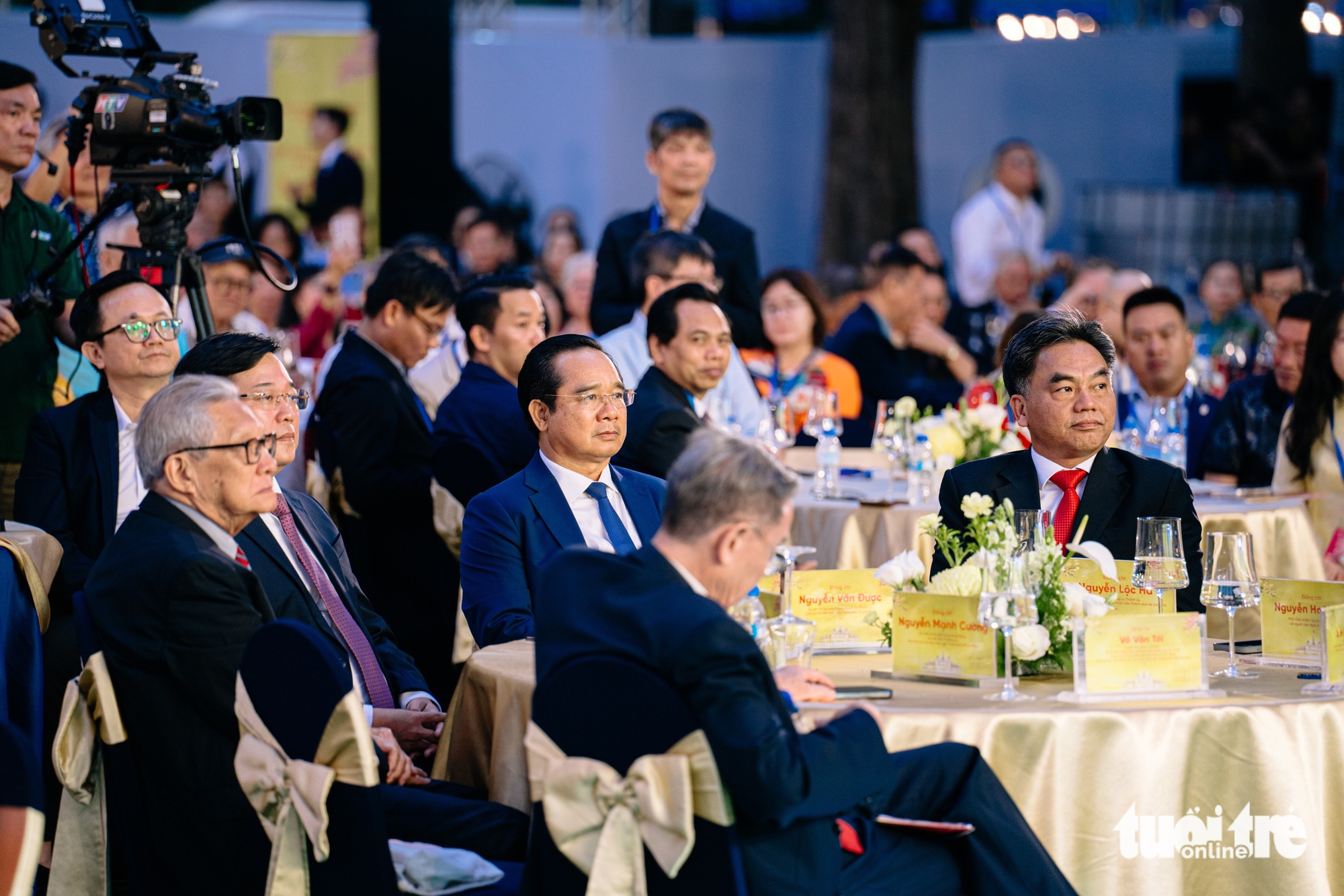 Năm 2025, lượng kiều hối chuyển về TP.HCM hơn 10,3 tỉ USD, là dòng vốn của niềm tin - Ảnh 1.