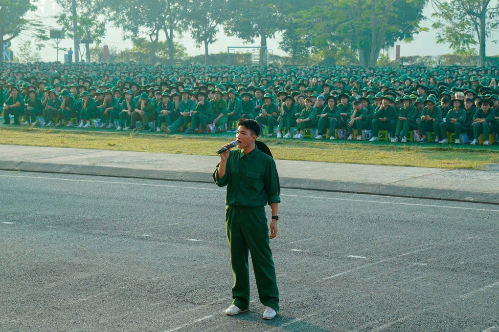 Nam sinh vượt nghịch cảnh gia đình, được tuyển thẳng ngành Báo chí - 3