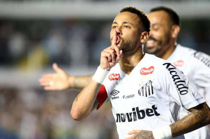 Neymar mừng bàn trong trận Santos thắng Vasco da Gama 2-1 tại vòng 4 giải VĐQG Brazil trên sân Urbano Caldeira, Santos, Brazil ngày 25/2/2026. Ảnh: AFP