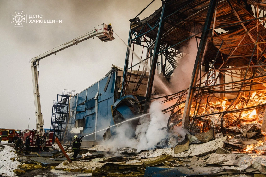 Nga bắn hỏa lực giá 325 triệu USD, lưới điện Ukraine tê liệt chưa từng có - 1