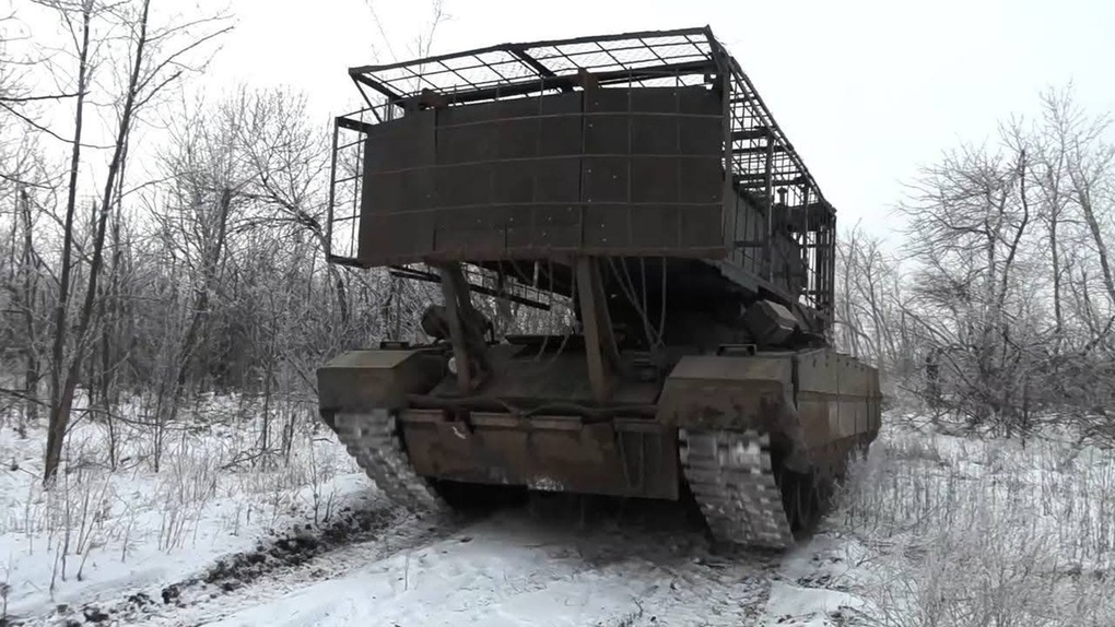 Nga khắc phục điểm yếu, tung hỏa thần nhiệt áp mới đến Ukraine - 1