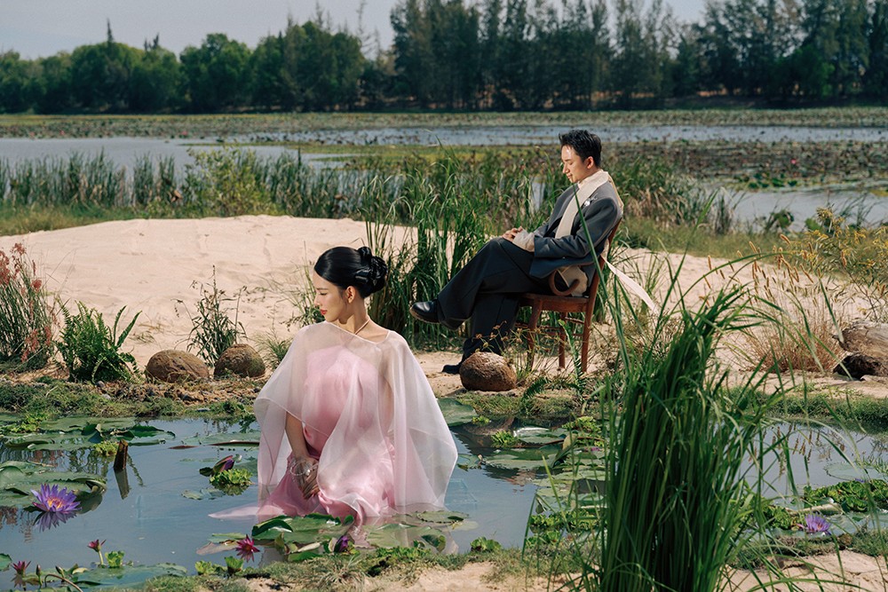MV “Thấy trung nhân giữa thiên hạ” mang màu sắc đậm nét Á Đông.