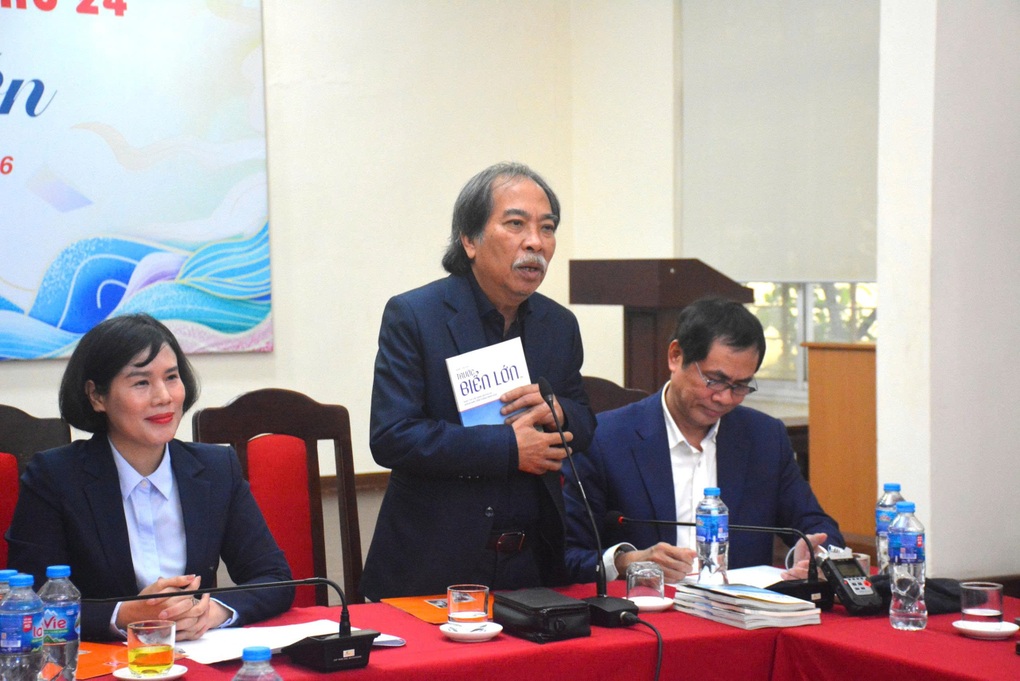 Ngày thơ Việt Nam lần thứ 24 và phẩm giá của thơ ca trong kỷ nguyên mới - 1