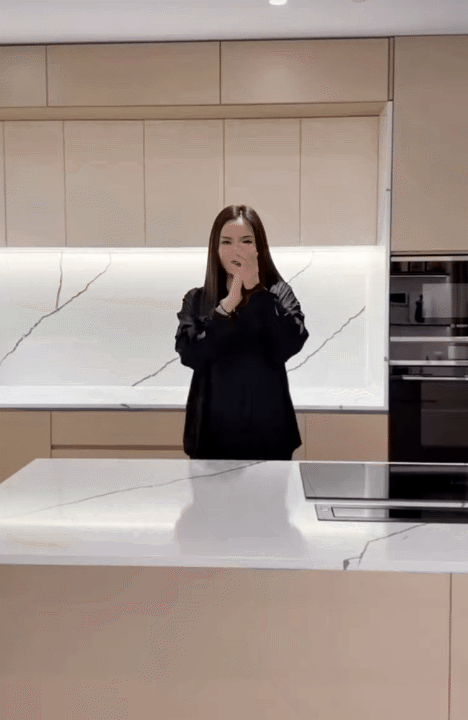 Nghe Hoa hậu Kỳ Duyên bóc giá đồ bếp mà Nghe Hoa hậu Kỳ Duyên bóc giá đồ bếp mà