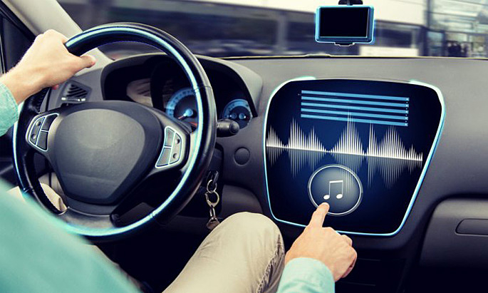 Nghe nhac khi lai xe co the gay hau qua