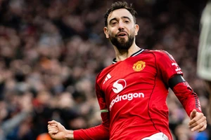 Bruno Fernandes vạch ra chìa khóa cho sự hồi sinh của MU, đưa Carrick vào thế khó