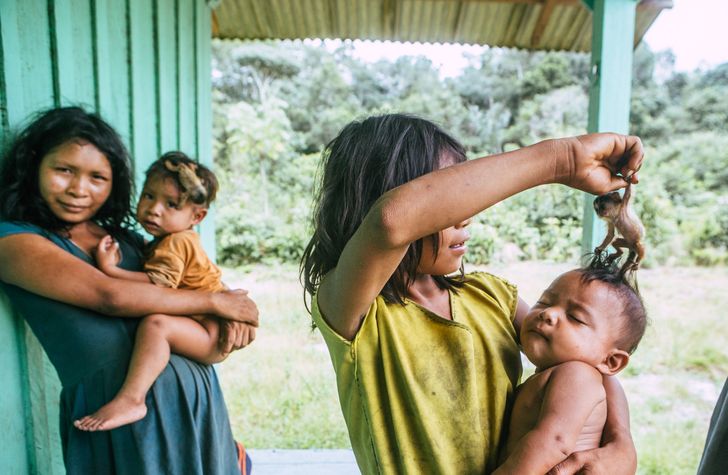 Ngôn ngữ kỳ quặc nhất thế giới- Ảnh 1.