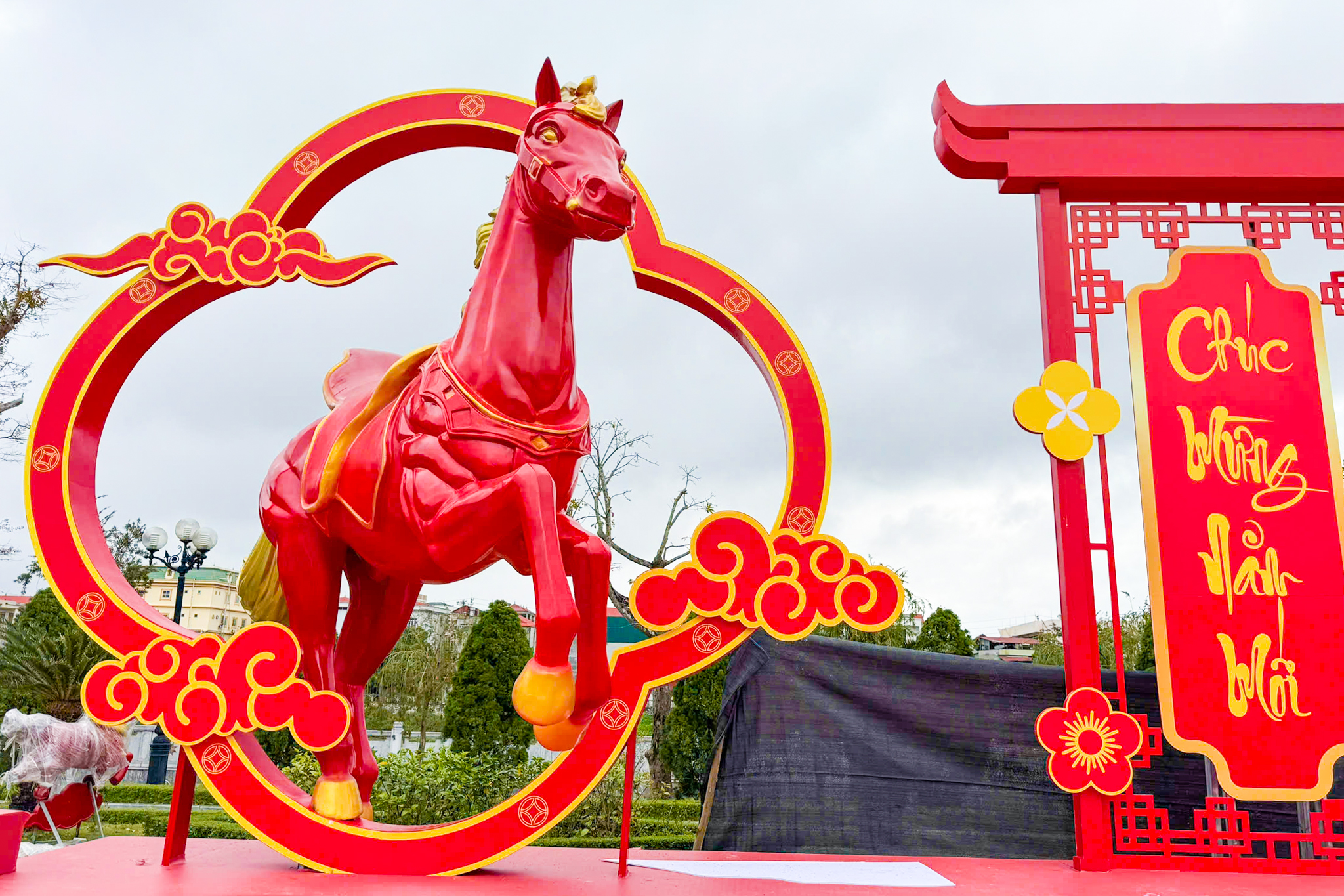 linh vật ngựa - Ảnh 1.