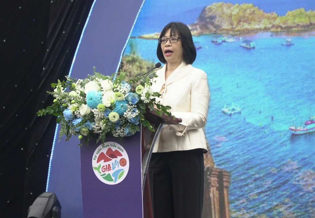 Người Hà Nội hào hứng chơi đàn Trưng, thưởng thức cà phê Gia Lai miễn phí - 1