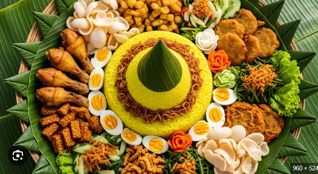 Người Indonesia tìm sự an yên ngay từ bữa cơm đầu năm - 2