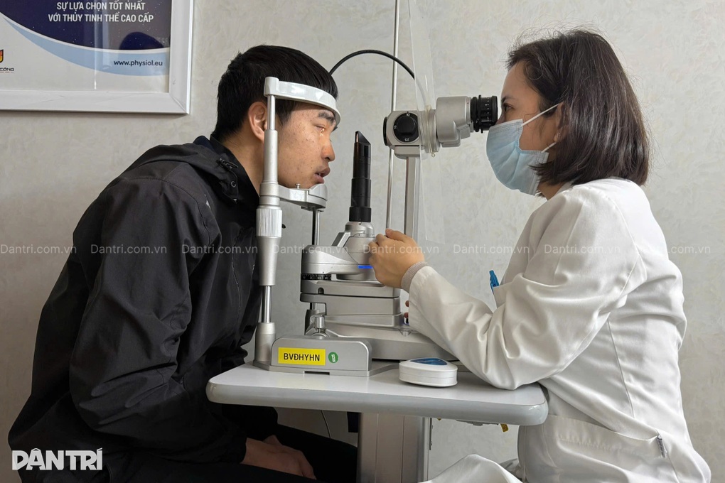 Người đàn ông 31 tuổi đối diện nguy cơ mù vĩnh viễn, khẩn cầu giúp đỡ - 1