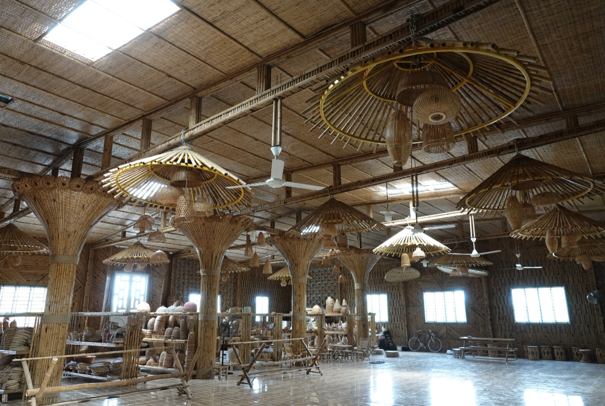 Người Phụ nữ Cần Thơ khởi nghiệp với sản phẩm từ cây tre xuất khẩu - Ảnh 3. Người Phụ nữ Cần Thơ khởi nghiệp với sản phẩm từ cây tre xuất khẩu - Ảnh 3.