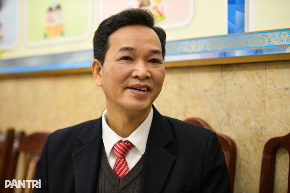 Người thầy rời bỏ 20 năm trường chuyên lớp chọn đi dạy học sinh khuyết tật - 1