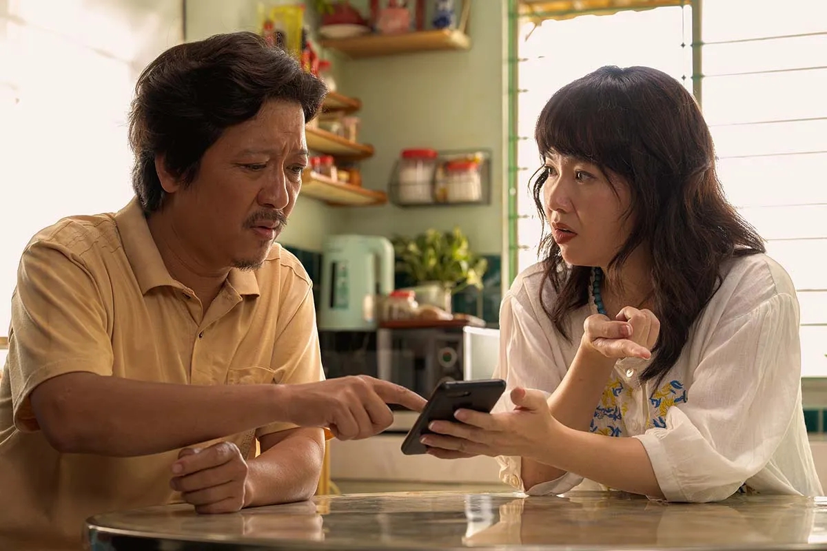 Có 1 phim Việt đang được netizen đòi giải cứu: Suất chiếu toàn vào giờ oái ăm, đến tận rạp cũng chả mua được vé- Ảnh 4.