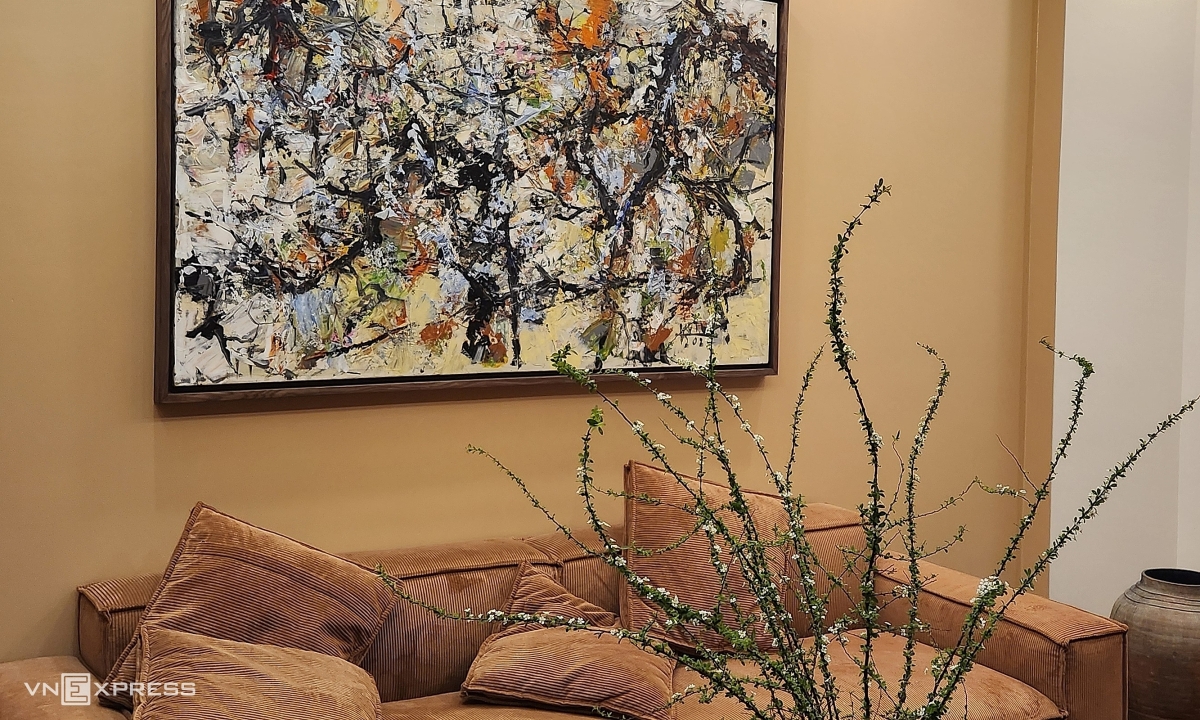 Nha suu tap o Ha Noi mat bo tranh 17