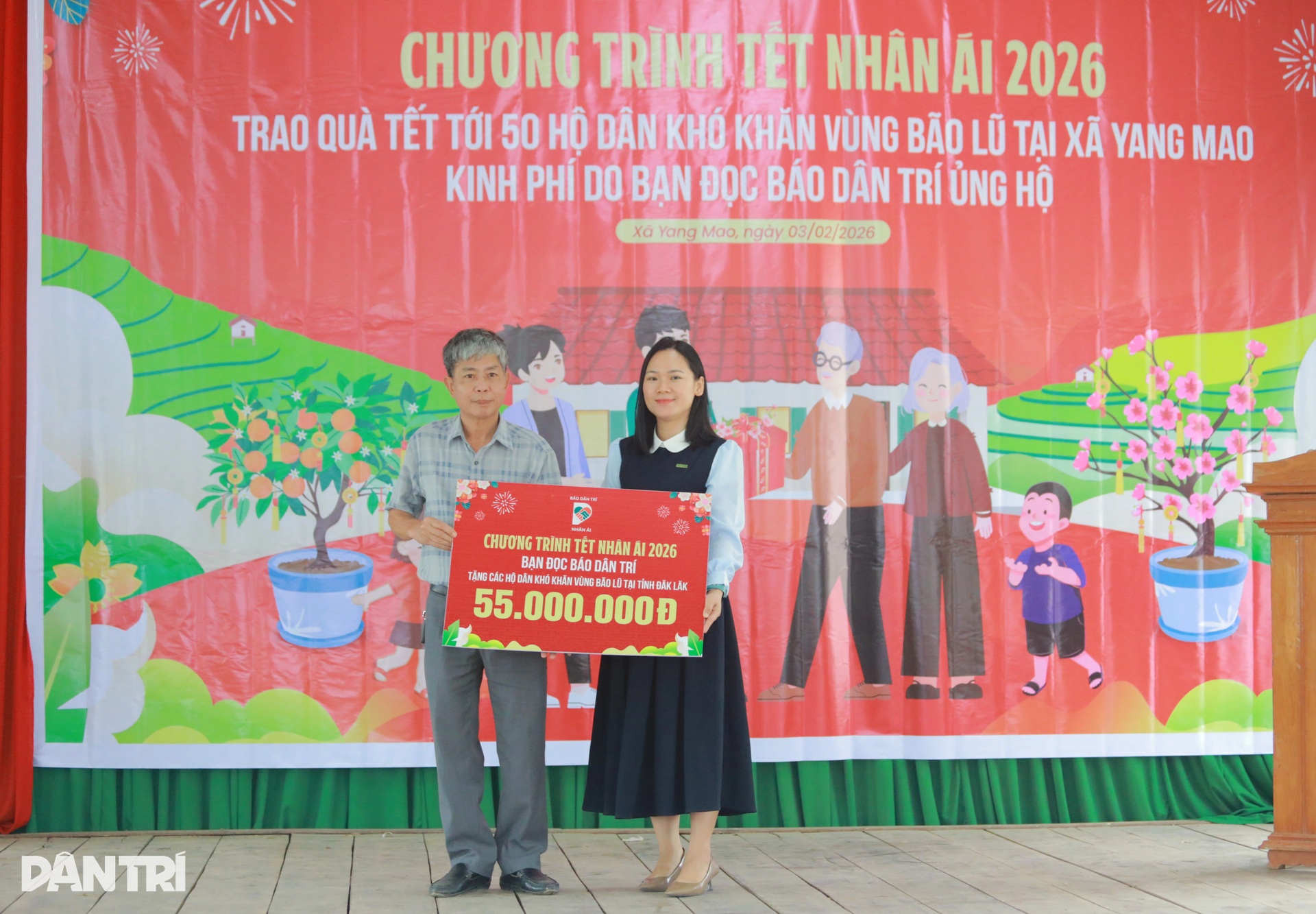 Nhận quà Tết từ Dân trí, bà con rất ấm lòng - 1