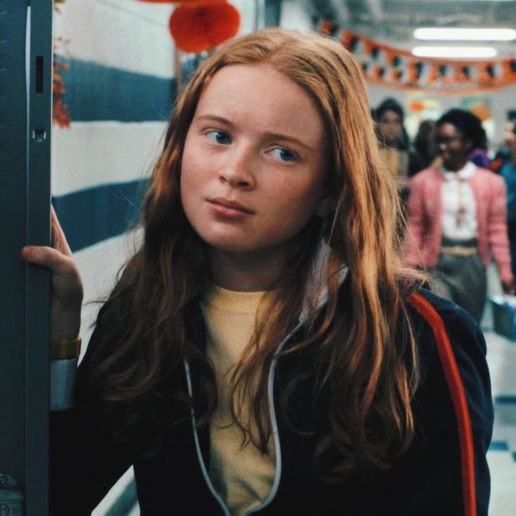 Nhan sắc vô thực của mỹ nhân Hollywood đang định nghĩa lại chuẩn mực cái đẹp Gen Z- Ảnh 1.