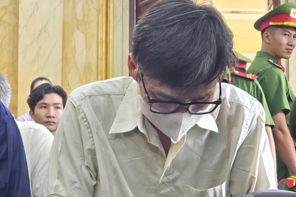 Nhập lậu 116.000 tấn thịt vùng dịch, vợ chồng đại gia ở TPHCM lĩnh án - 1