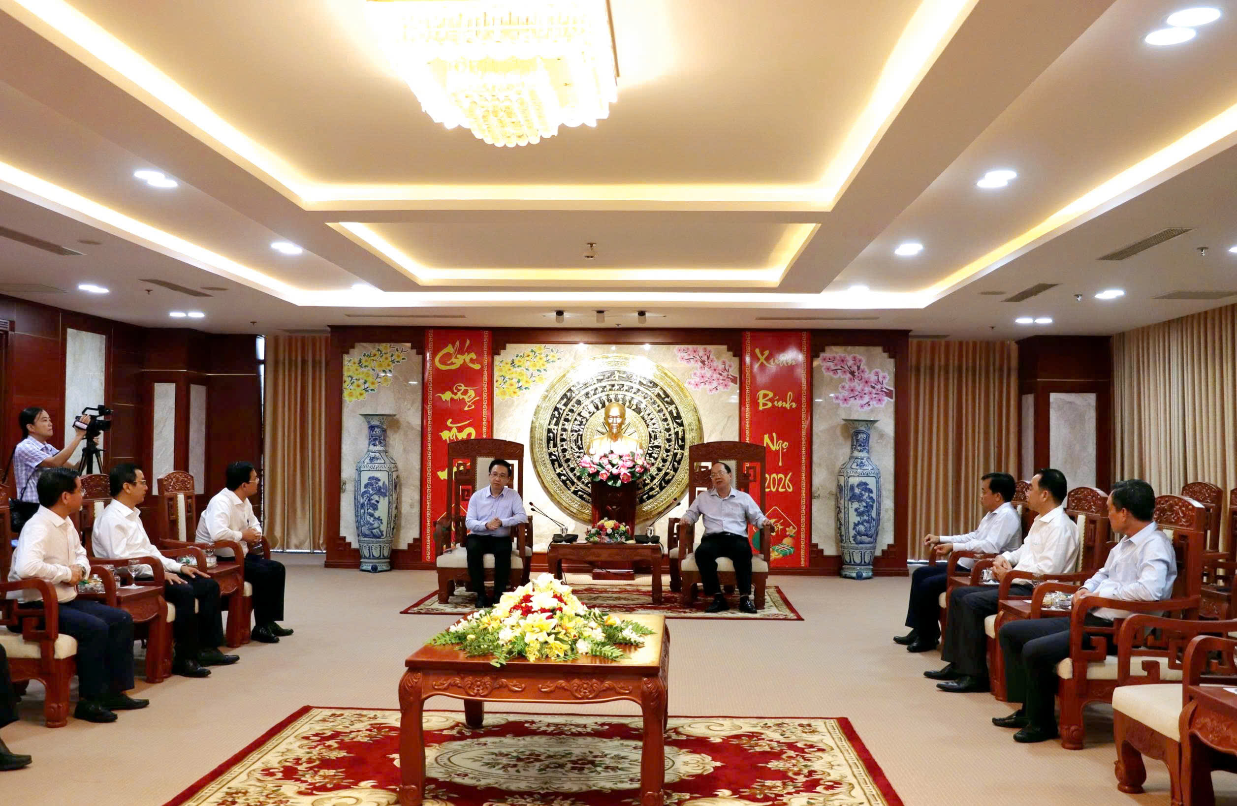 Nhiều hoạt động ý nghĩa của lãnh đạo Thành ủy TPHCM tại Cà Mau - Ảnh 1.