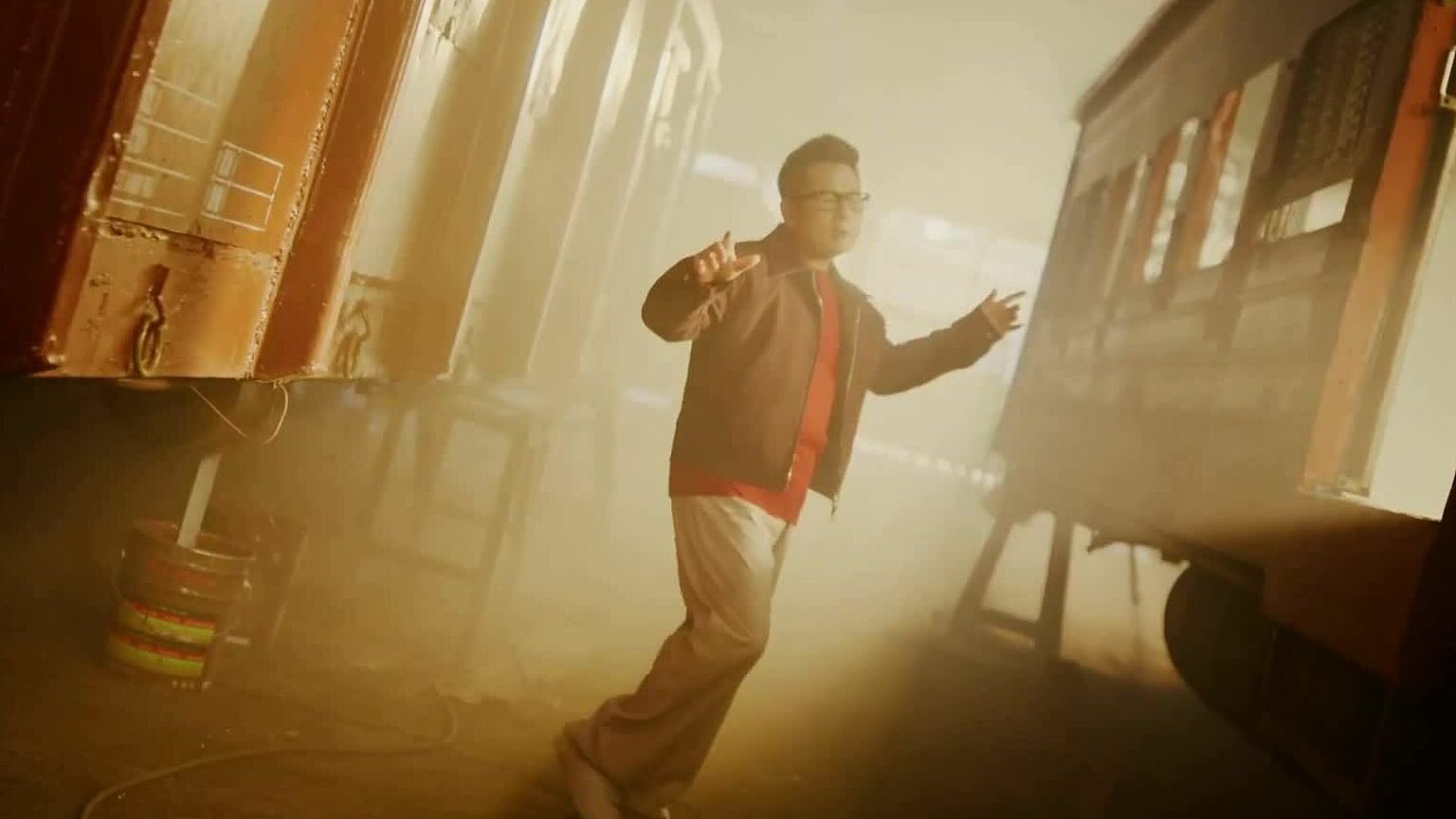 Quả Dưa Hấu hát 'Unstoppable'