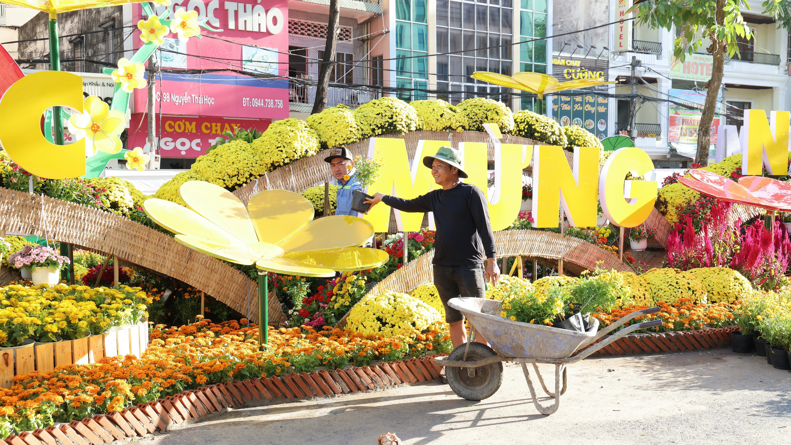 Những điểm tham quan nổi tiếng dịp Tết ở Cần Thơ năm nay có gì? - Ảnh 1.