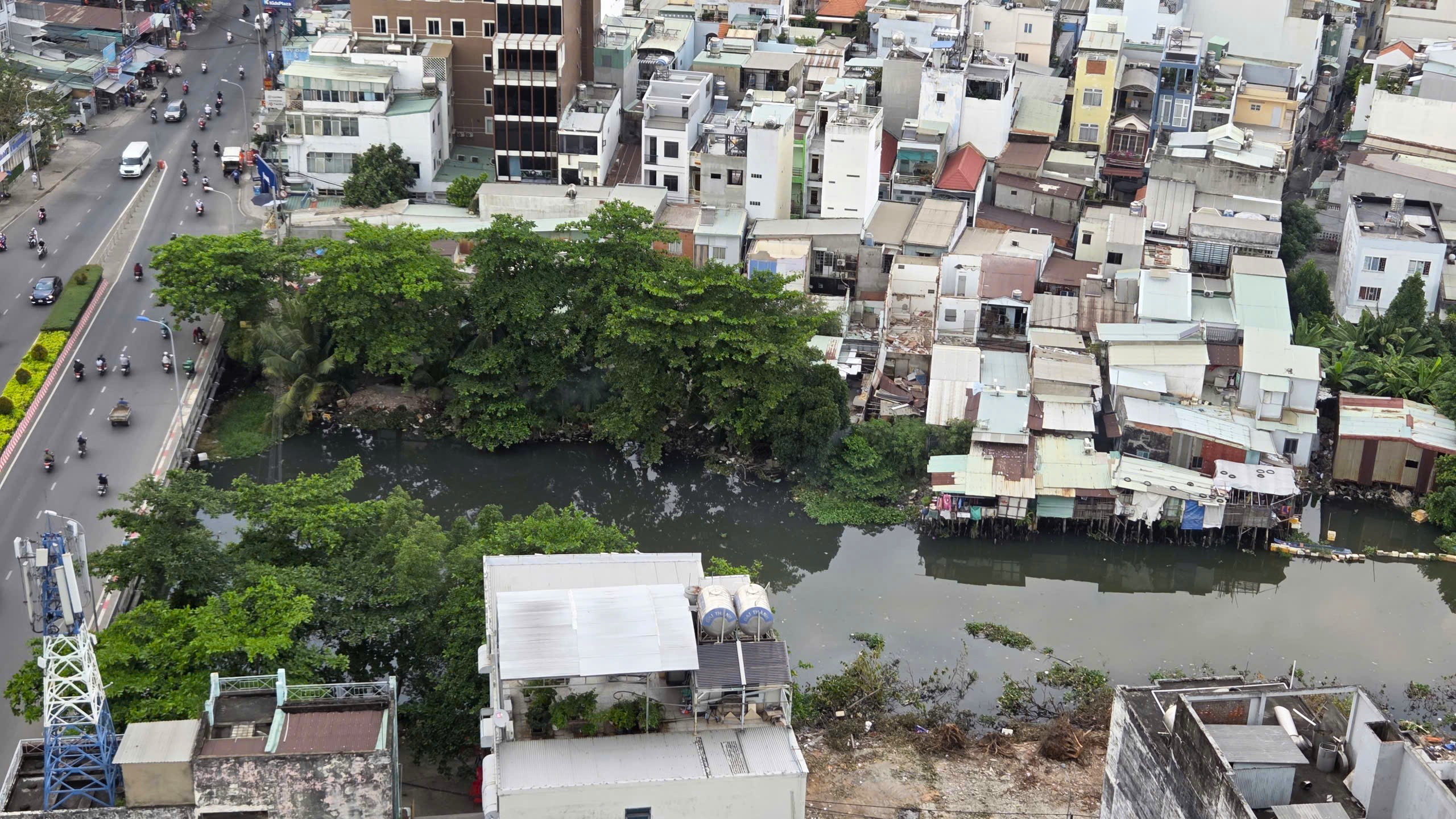 Những dự án, chỉ tiêu 'nặng ký' giúp TP.HCM tăng trưởng 2 con số 1 Những dự án, chỉ tiêu 'nặng ký' trong kế hoạch tăng trưởng 2 con số của TP.HCM - Ảnh 1.