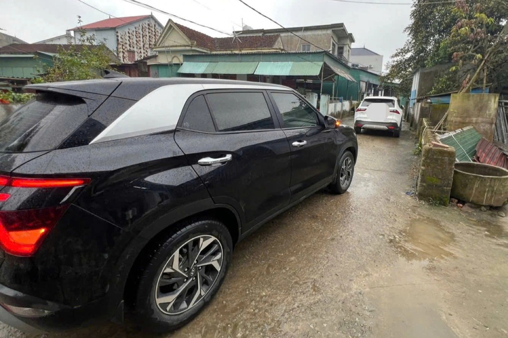 Những tình huống pháp lý trong vụ tài xế điều ô tô chặn xe, khoe quan hệ - 1