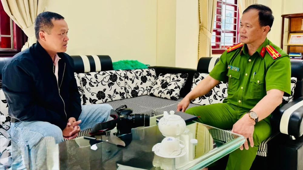 Thượng tá Phạm Văn Tơn, Phó Trưởng Phòng Cảnh sát điều tra tội phạm về ma tuý, Công an tỉnh Lâm Đồng. Ảnh: TIẾN DŨNG Những trinh sát thầm lặng: Hóa thân đi đánh án ma túy