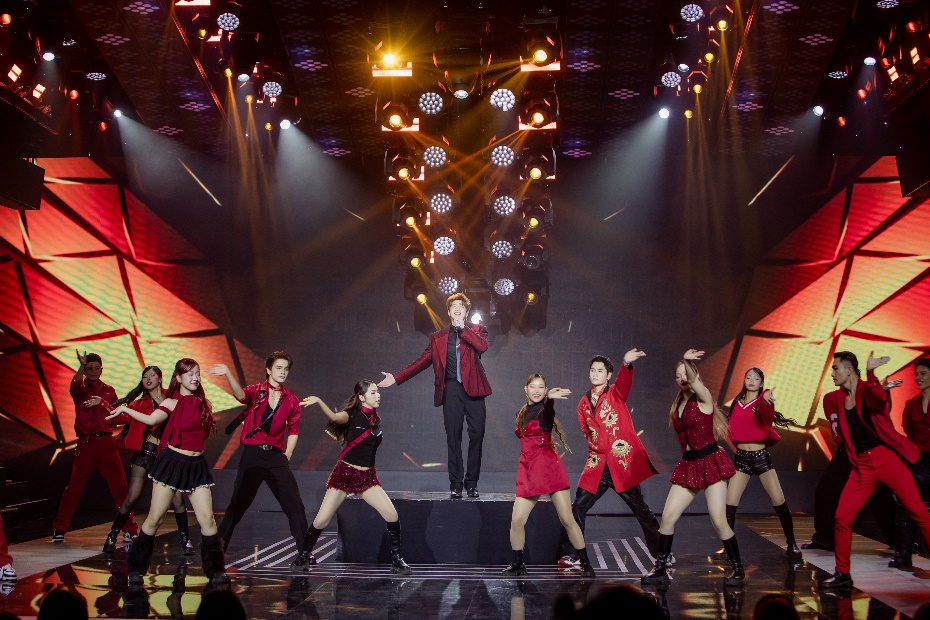 Noo Phước Thịnh - “người giữ lửa” Tết Việt tại Gala nhạc Việt 2026- Ảnh 1.