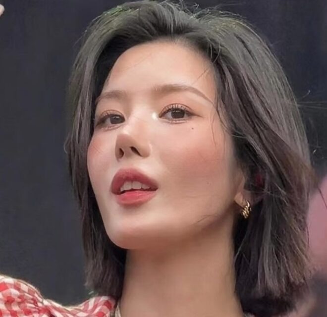 Nữ thần Waterbomb che mũi vì Nữ thần Waterbomb che mũi vì