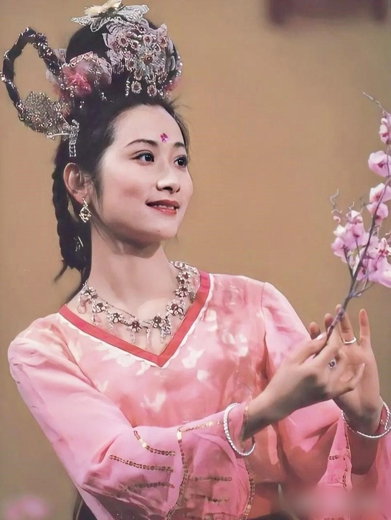 Nữ yêu có số phận bi thảm nhất 