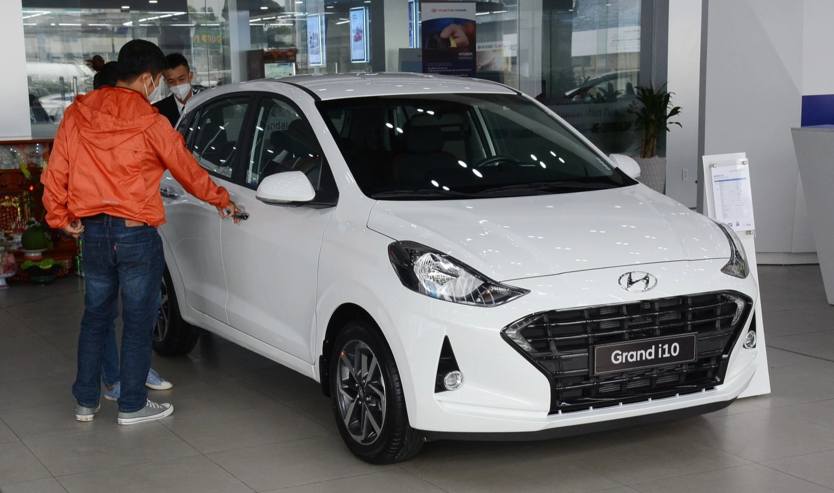 Ô tô cỡ nhỏ máy xăng đánh mất thị phần vào tay xe điện- Ảnh 3. Ô tô cỡ nhỏ máy xăng đánh mất thị phần vào tay xe điện- Ảnh 3.