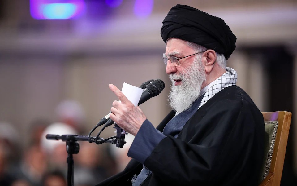 Sắp hết kiên nhẫn, ông Trump dọa trút Sắp hết kiên nhẫn, ông Trump dọa trút