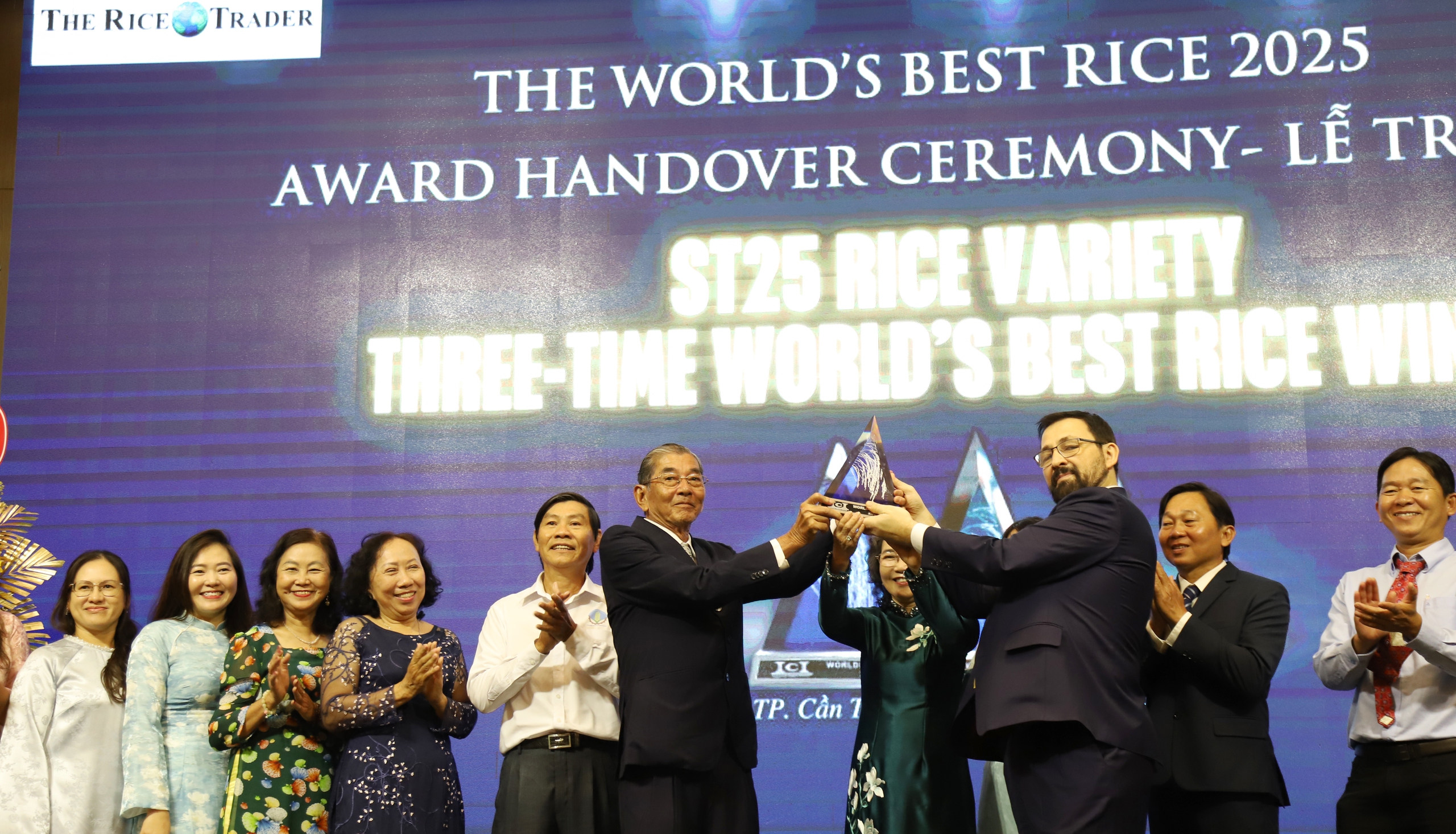 Hồ Quang Cua - Ảnh 1.