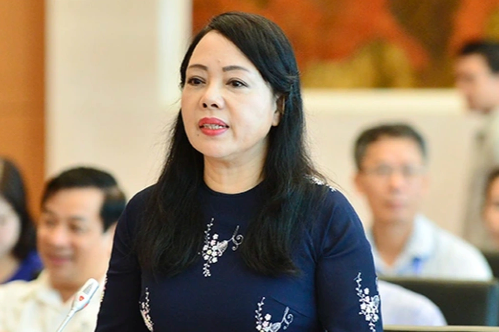 Ông Mai Tiến Dũng giới thiệu doanh nghiệp cho nguyên Bộ trưởng Kim Tiến - 1