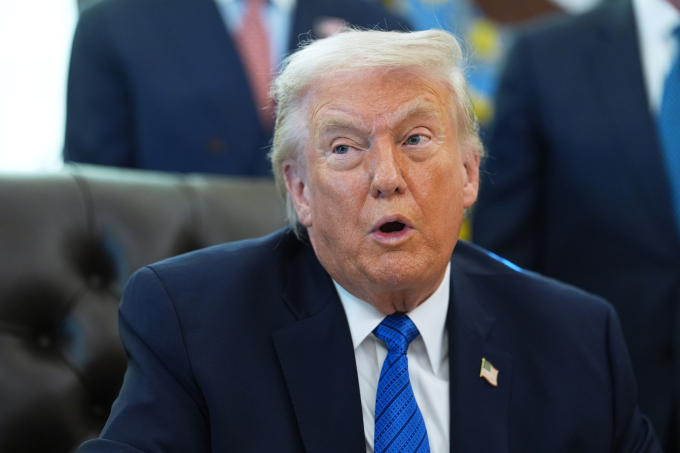 Tổng thống Mỹ Donald Trump tại Nhà Trắng ngày 30/1. Ảnh: AP