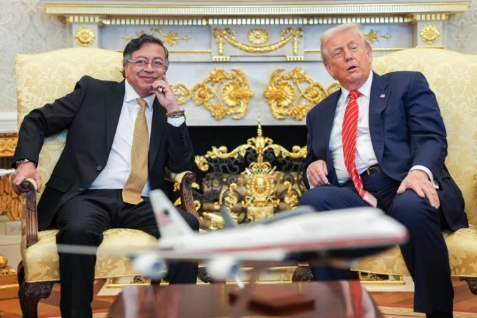 Tổng thống Mỹ Donald Trump (phải) gặp Tổng thống Colombia Gustavo Petro tại Nhà Trắng ngày 3/2. Ảnh: Văn phòng Tổng thống Colombia