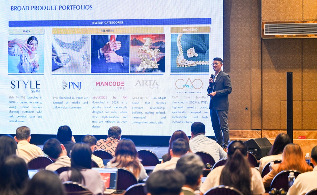 PNJ tiết lộ chiến lược duy trì tăng trưởng dài hạn - 2