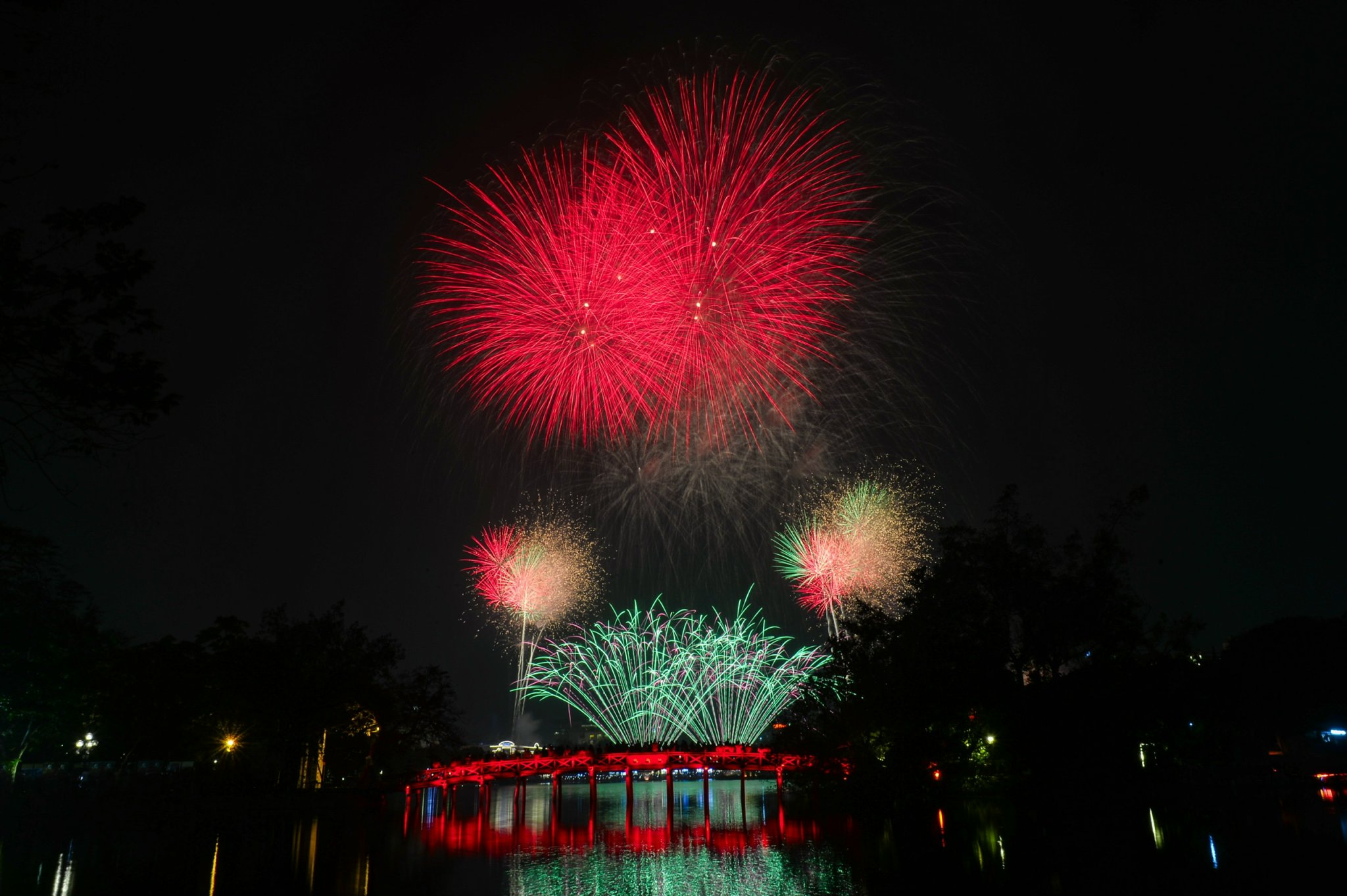 giao thừa - Ảnh 1.