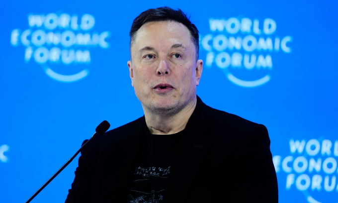Elon Musk phát biểu tại Davos, Thụy Sĩ hồi tháng 1. Ảnh: AP