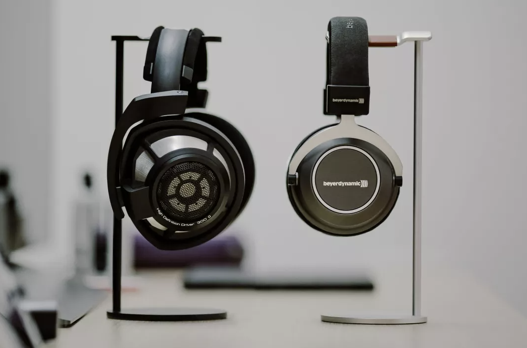 Phát hiện hóa chất độc hại trong nhiều mẫu tai nghe phổ biến - Ảnh 1.